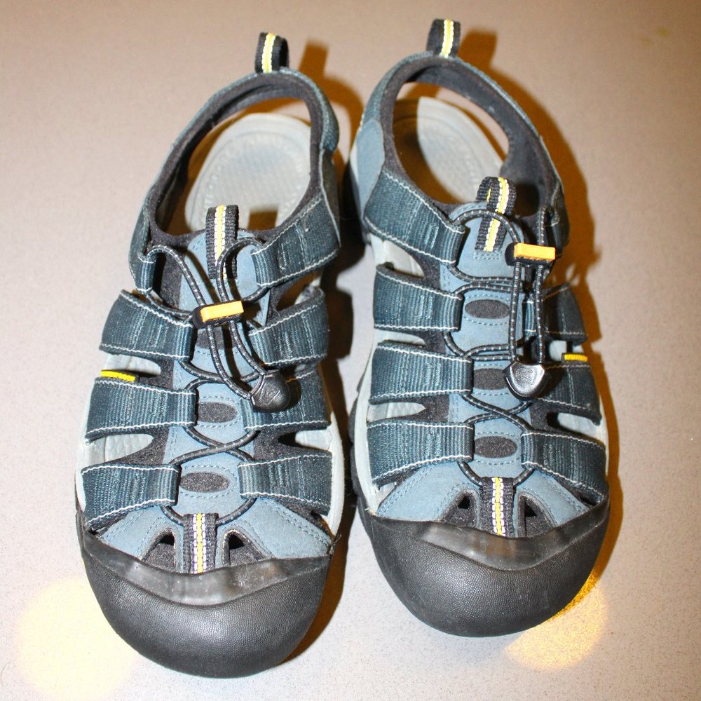 KEEN Men's Newport H2 Sandal Water Shoe Size 10.5